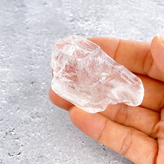 ブラジル産・かち割り水晶44g 麻ポーチ付き ✧ラフロック・クリスタル✧原石