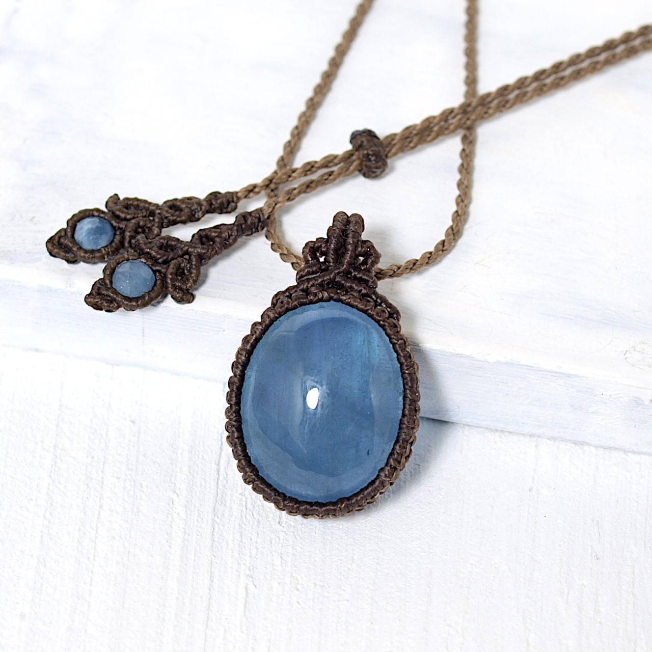 ディープブルー アクアマリン マクラメネックレス 【公式通販】