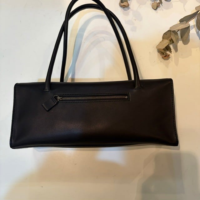 B.stuff　セレモニー対応ハンドバッグ