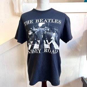 "The Beatles" ABBEY ROAD used T-shirts