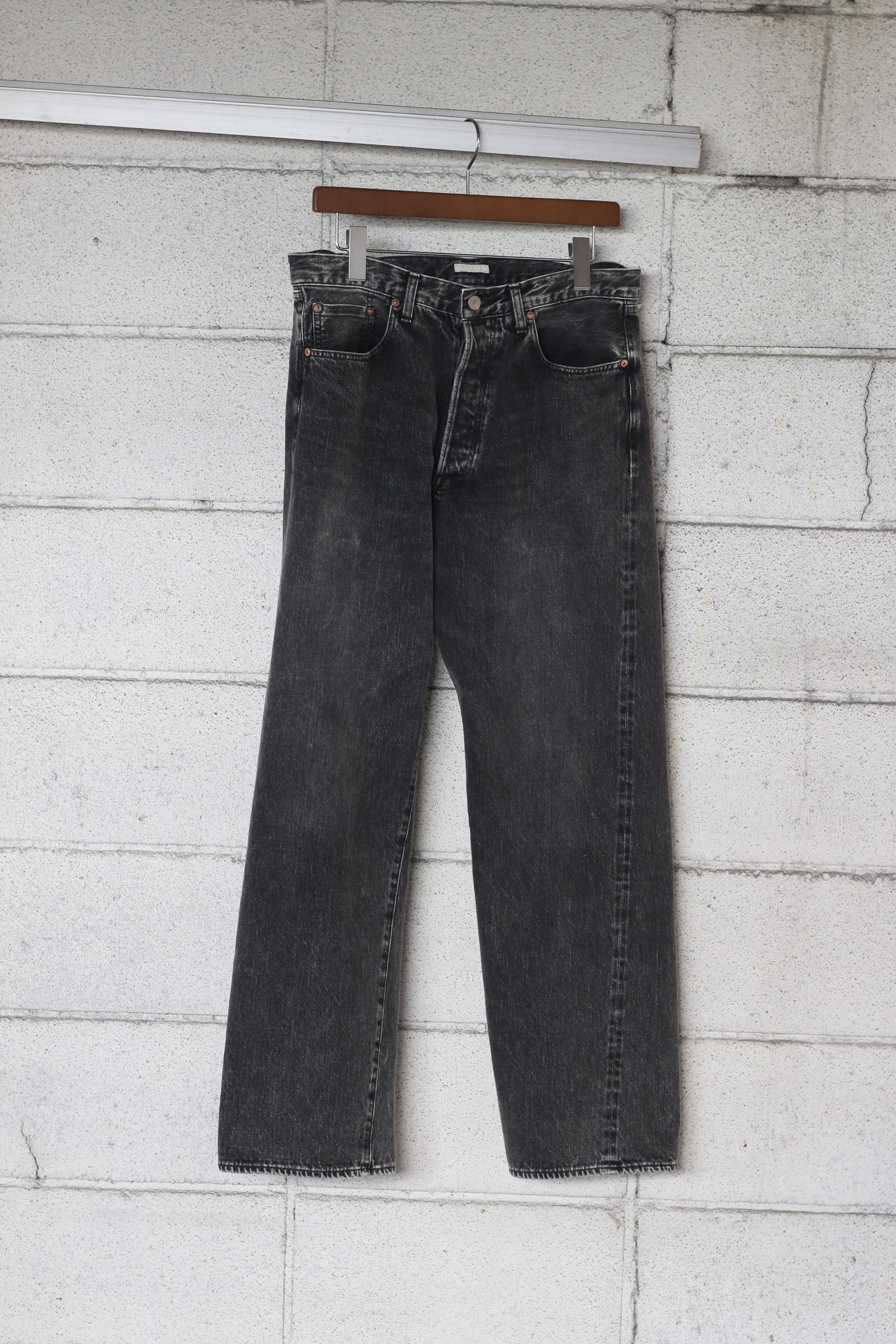 ULTERIOR］VINTAGE WASHED SELVEDGE BLACK DENIM 5P PANTS | ICONS