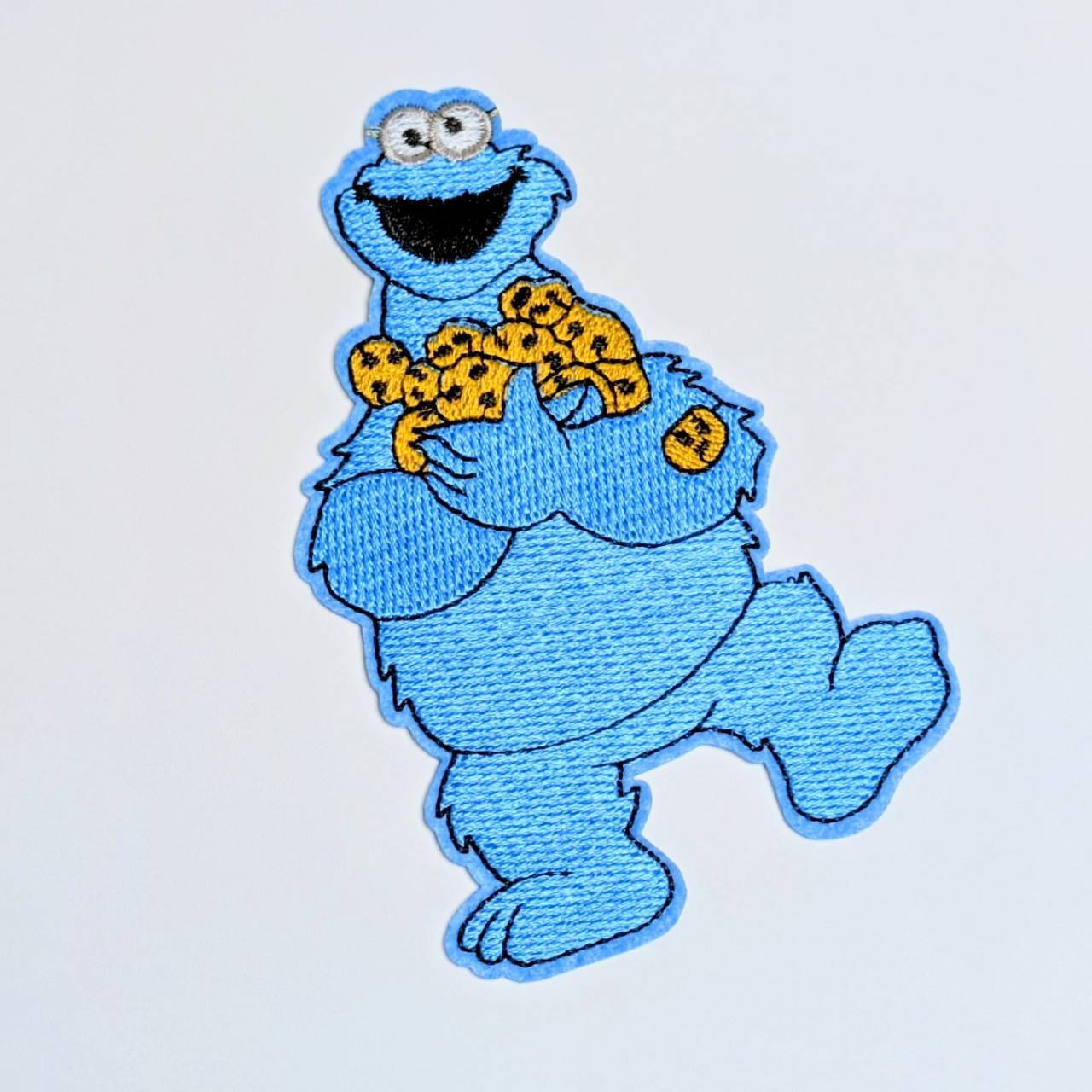 送料無料！ ★刺繍アイロンワッペン★【 Sesame Street ( セサミストリート ) 】 クッキーモンスター〚アメリカン雑貨 アメトイ〛