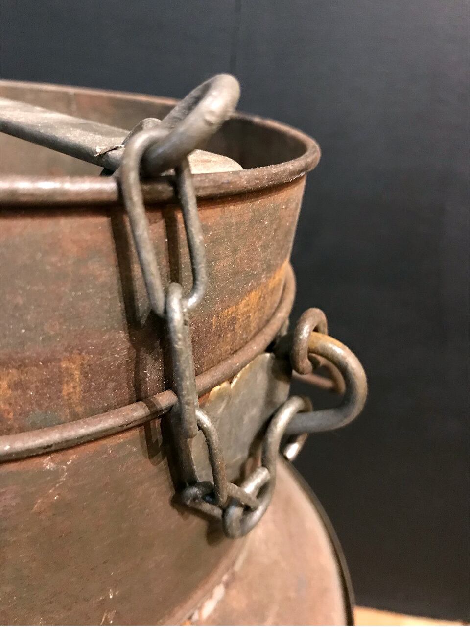 ブリキのミルク缶 ブラウングレー | Brocante de La Cocotte