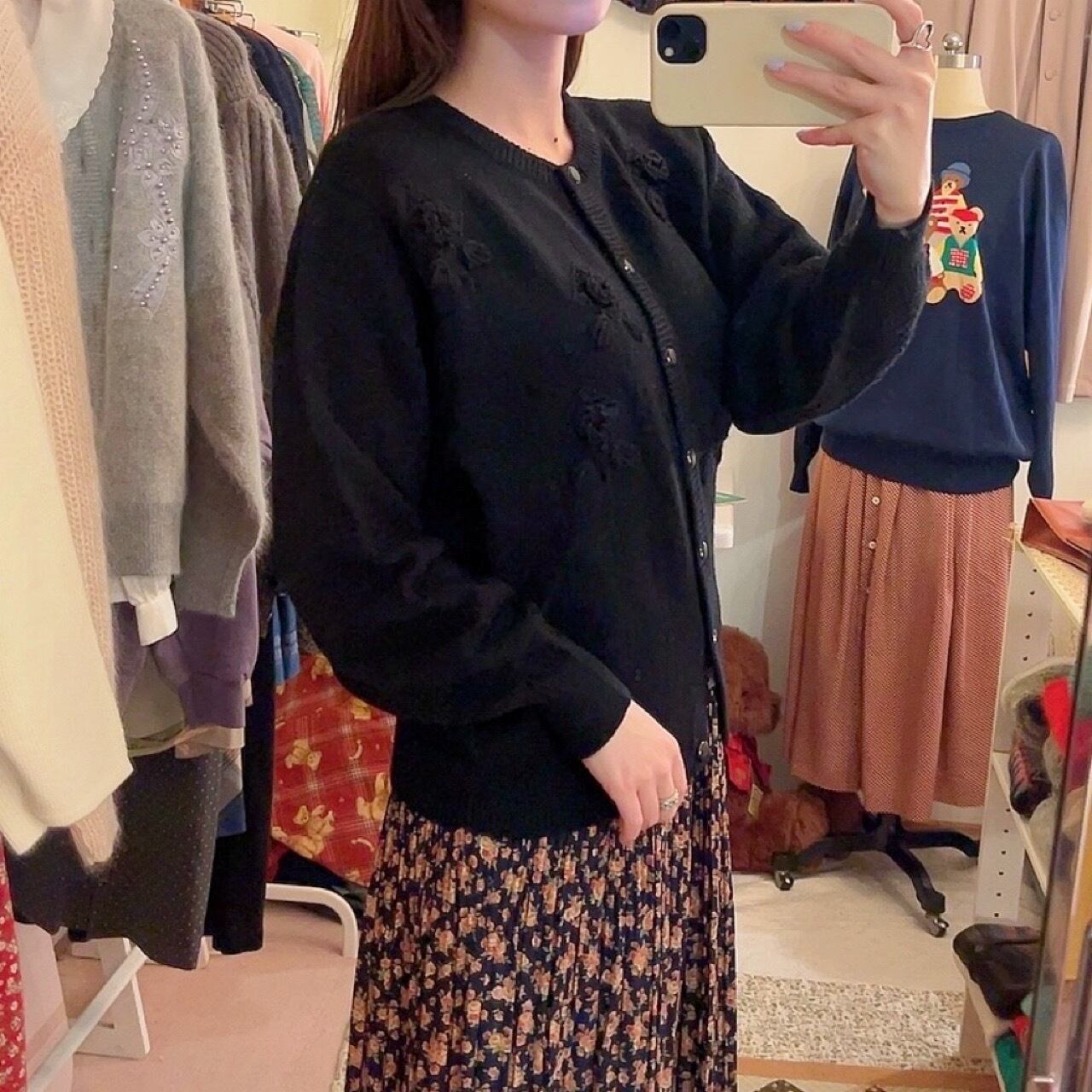 black flower motif knit cardigan