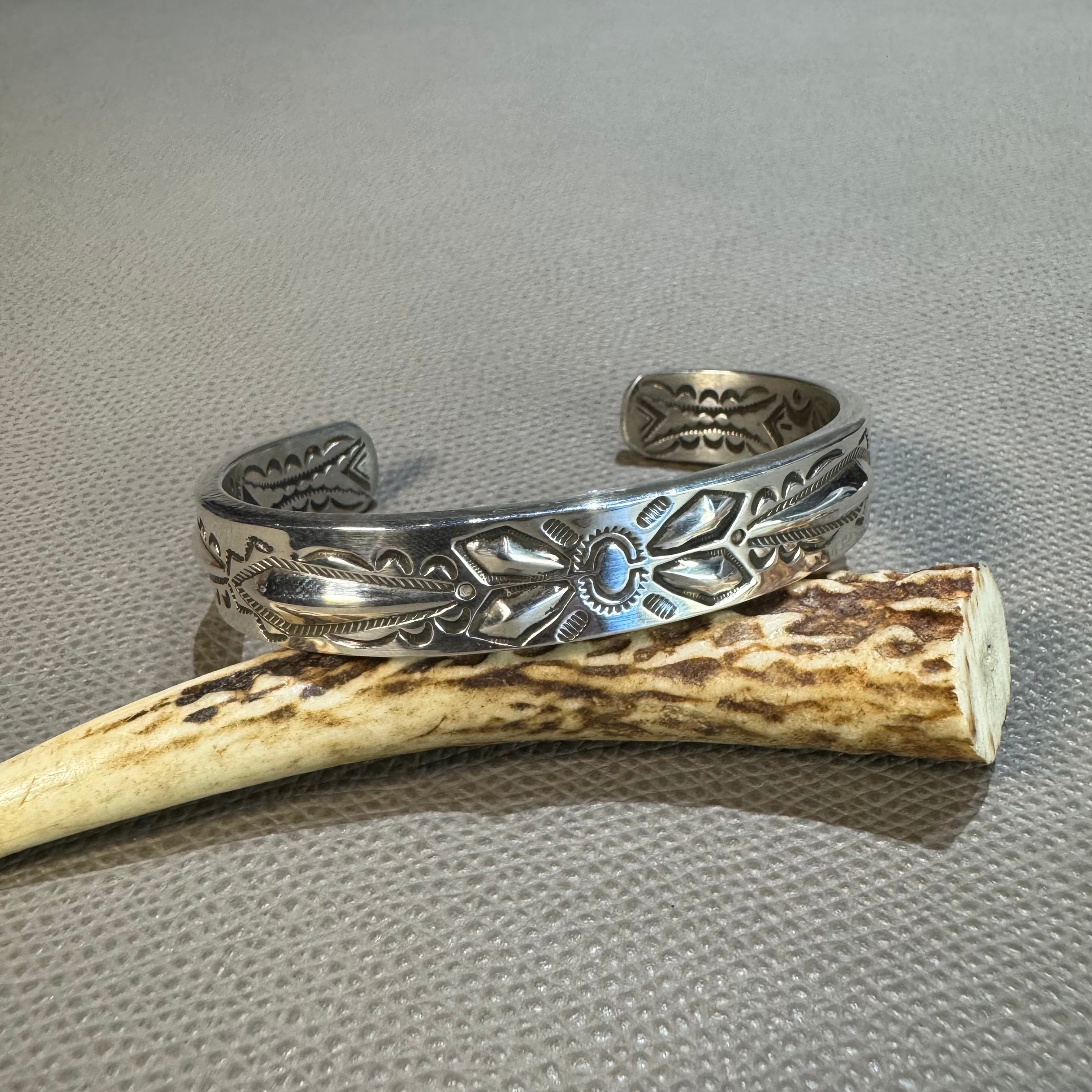 NAVAJO（ナバホ）族 Randy Boyd作 China Mountainターコイズバングル