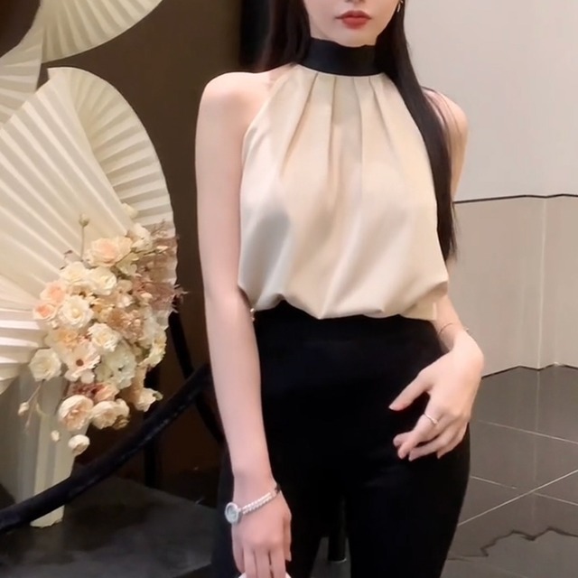 セットアップ レディース ホルターネック 選べるボトム 送料無料 個性的 春服 夏服 秋服 冬服 ノースリーブ ホルターネック モテ 流行 トレンド 高見え 涼しい モノトーン S M L かわいい ガーリー エレガント きれいめ セクシー フェミニン クール かっこいい おしゃれ こなれ感 デキる女風 とろみ感 抜け感 存在感 女っぽ 上品 大人可愛い オールシーズン 合コン コンパ 飲み会 通学 デート お出かけ 女子会 休日 パーティー イベント 旅行 フェス OL 10代 20代 30代 40代