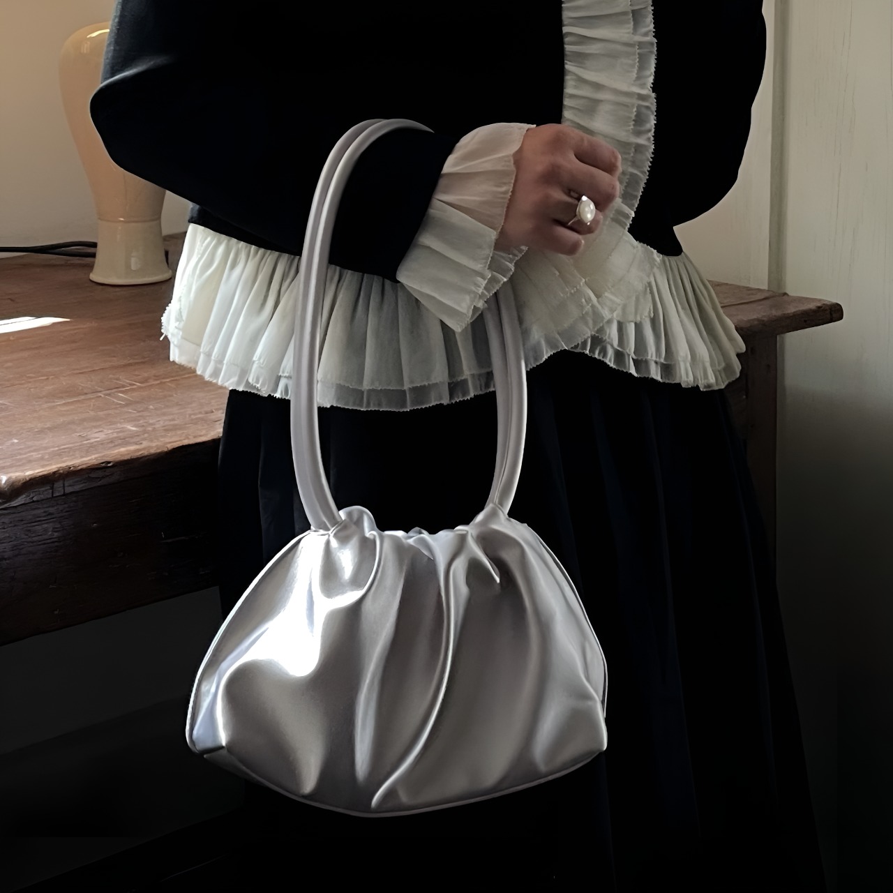 Silver  cloud bag【H00014】