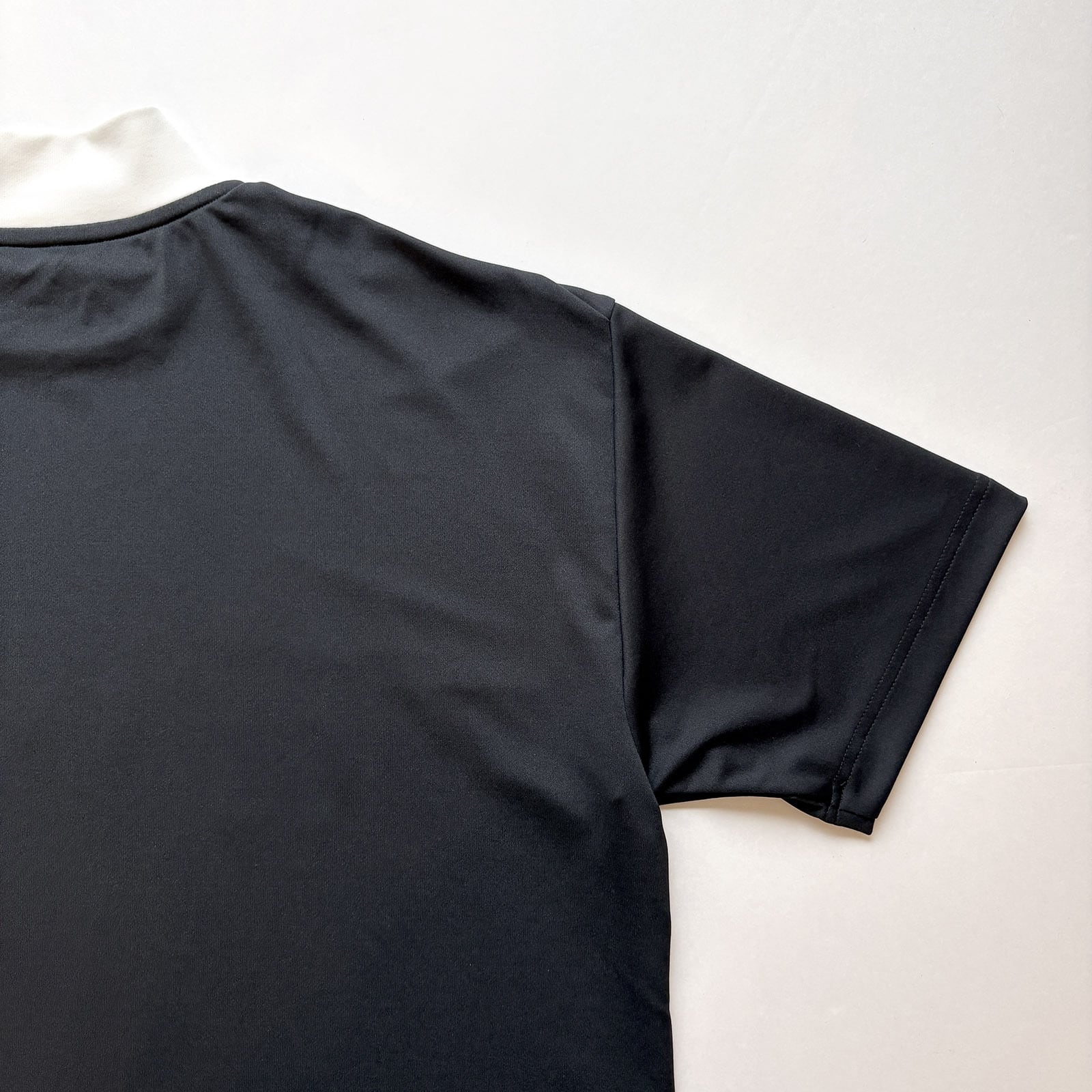LOGO PRINT MOCK NECK SHIRT - BLACK / WHITE - | 8G SHOOT WEBSTORE