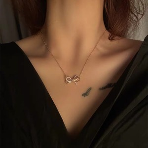 おしゃれ ダブル リボン キラキラ 結び目 ネックレス