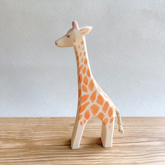 ostheimer オストハイマー |  立っているキリン 親