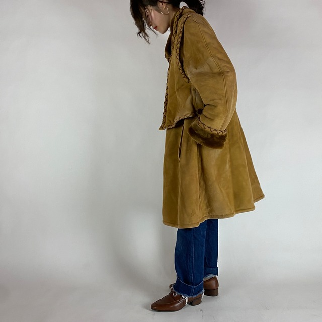 ◾︎90s vintage sheep skin coat from Italy◾︎