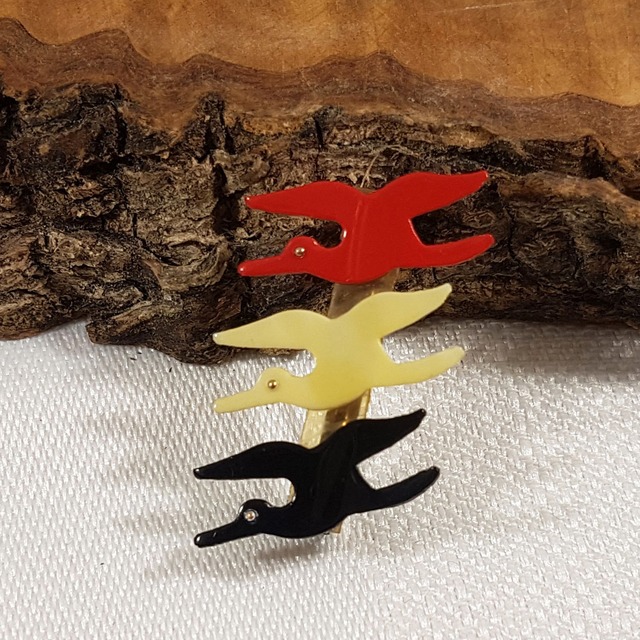 1930's made in france 3羽のブローチ (w-61)
