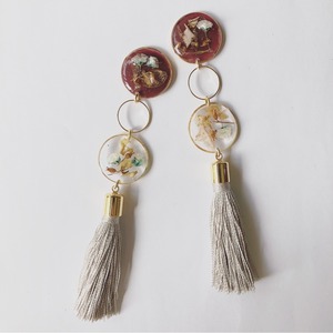 petal tassel pierce / earring （gold）