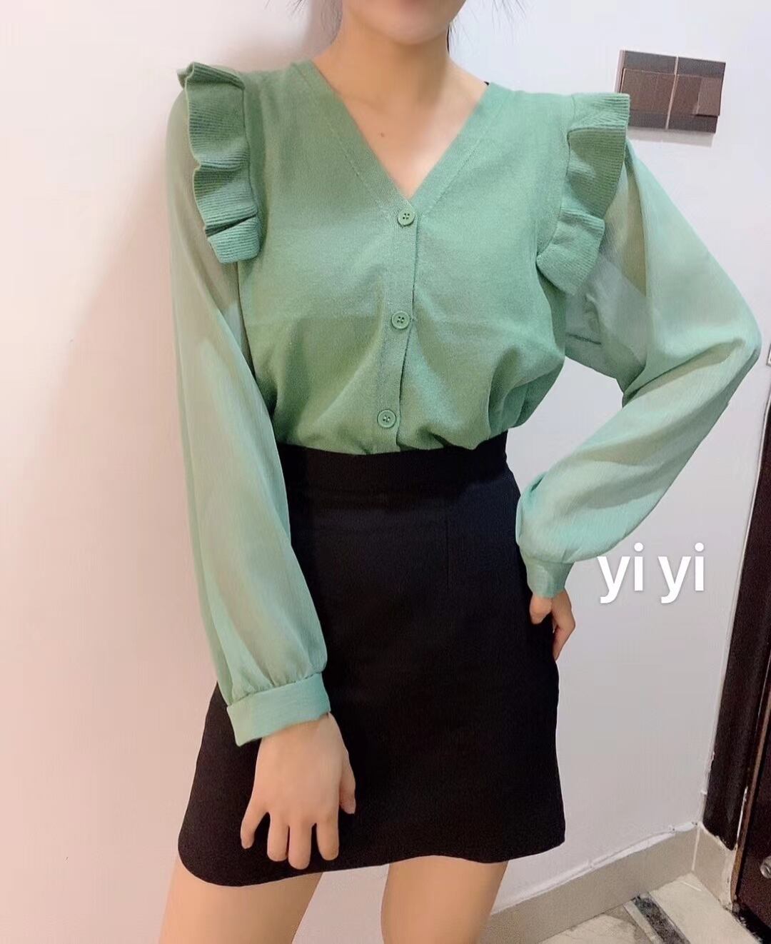 肩フリル　Vネックニット　AJ111-047