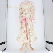 社交ダンス 衣装 スタンダード ドレス ワンピース レッスンウェア パーティドレス Dance Fashion Pier アイボリー ホワイト系 ピンク系 グリーン系 花柄 レース ワンピースドレス 花柄ワンピース レース付き フリル袖 長袖 袖フリル フェミニン ガーリー アイボリー系 ロング丈 体型カバー ドレスワンピース ポリエステル 生地 軽やか きれいめ 大人可愛い 上品 ダンス衣装 フラワーデザイン プリントレース 競技用 お出かけ フォーマル Lサイズ