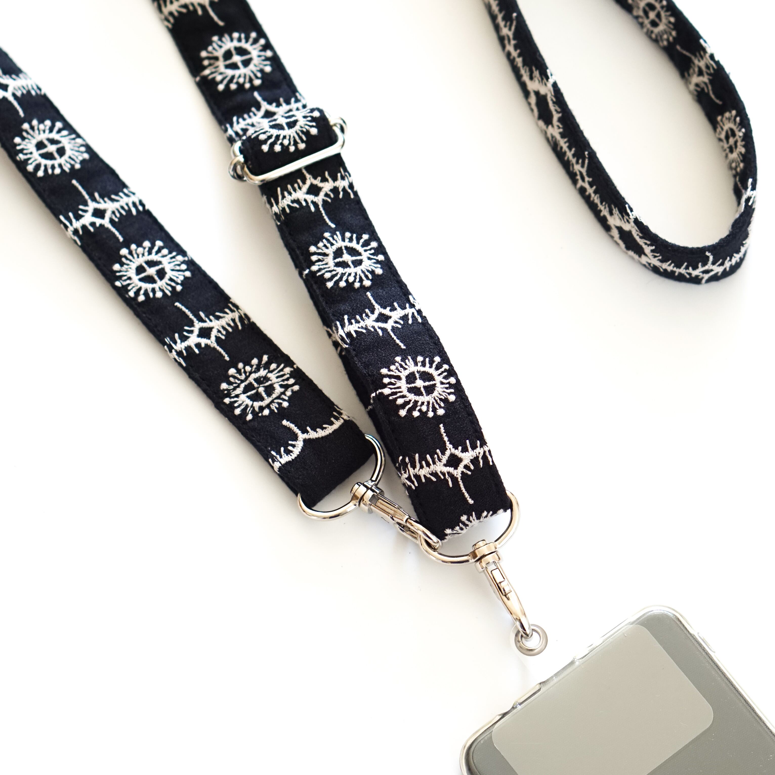 handmade∞ミナペルホネン piece*na ほつれる スマホショルダー 