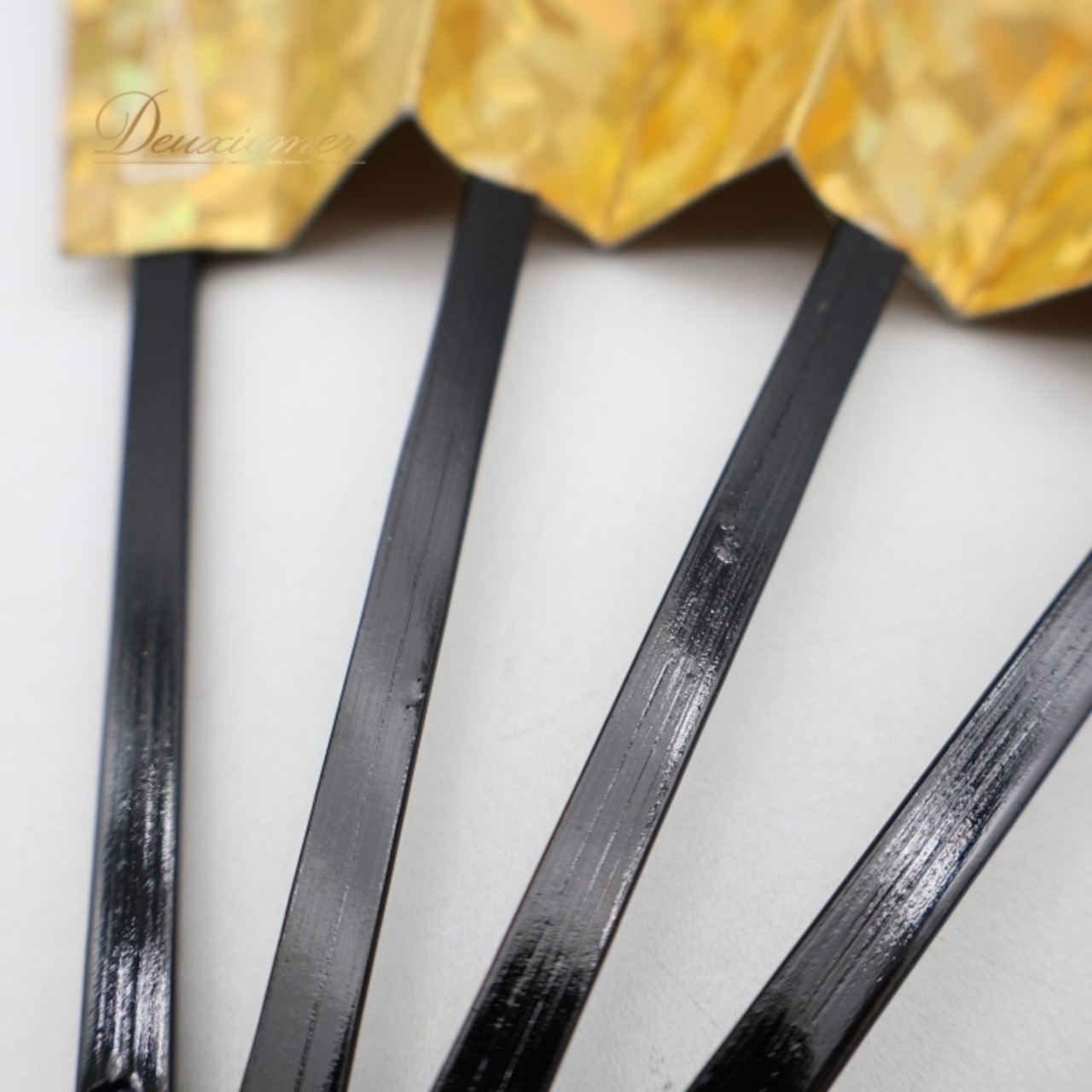 舞扇子 踊り用 ホログラム ゴールド系 扇子 せんす 黒塗り 日本舞踏 あですがた よさこい まいせんす まいおうぎ 金 黒 キラキラ 飾り 華やか 目立つ 箱 箱付き ブラック系