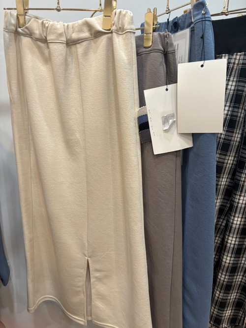 GALENA　サイドリブカットスカート　70060-2102