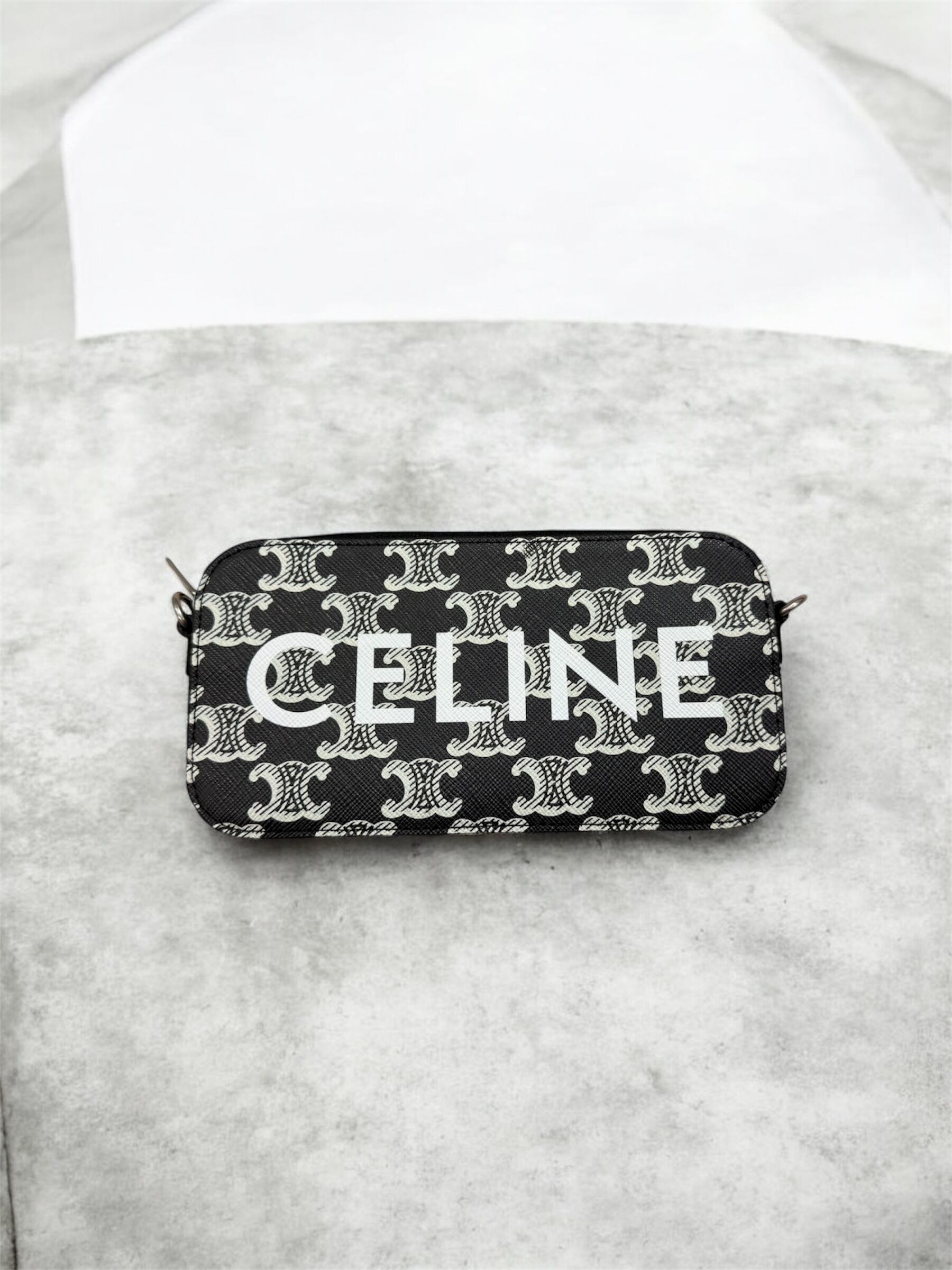 未使用品】CELINE カードケース マカダム柄 トリオンフ | ReBUYARD