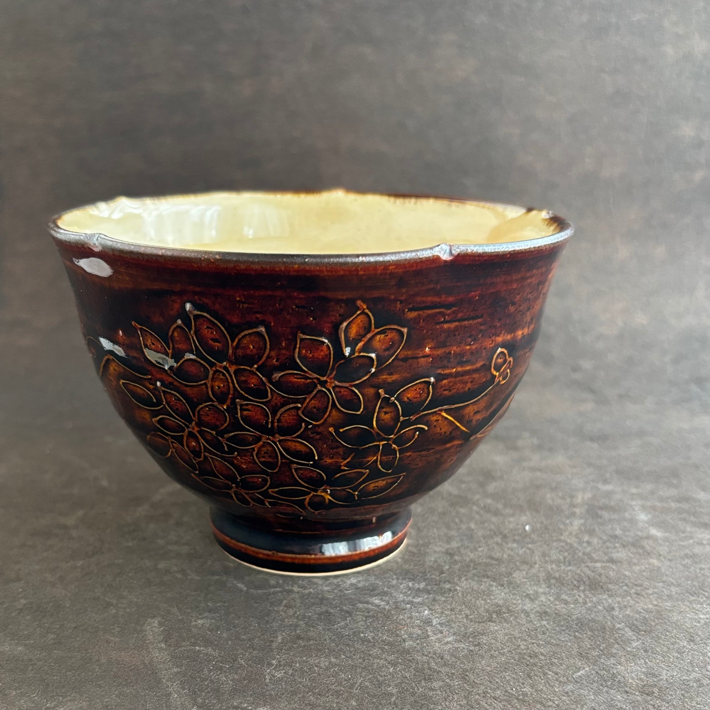 土和のルリエフ　飴　花形丼ぶり