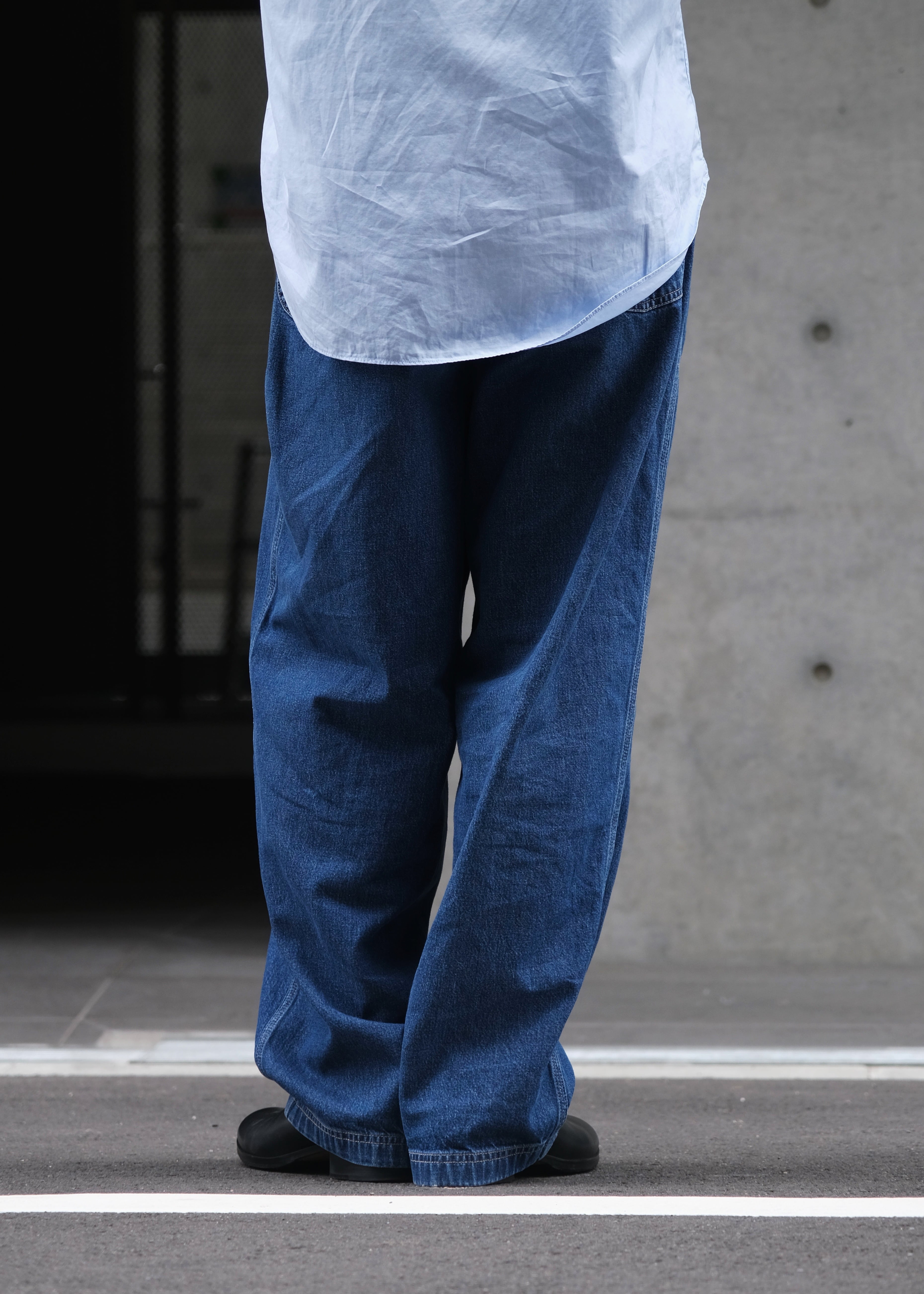 Cinch back wide straight jeans | CETTEN