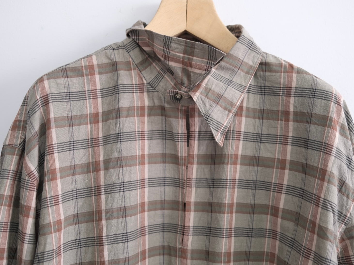 Marvine Pontiak shirt makers”Skipper Shirt Khaki Madras CH