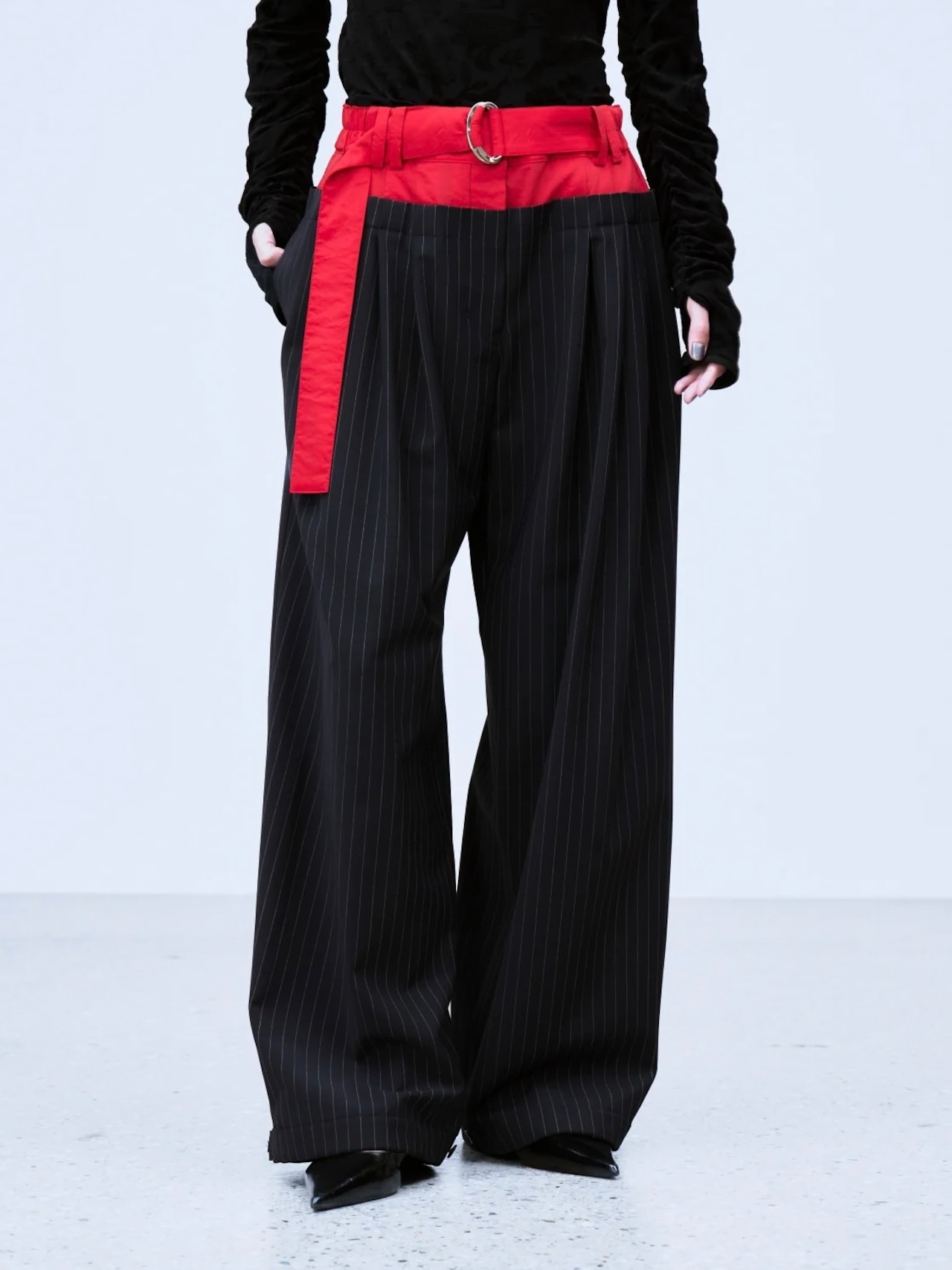 【26AW】THINGS THAT MATTER シングスザットマター / パンツ / LAYERED WAIST TUCK WIDE PANTS. 0586TM0641P - 1