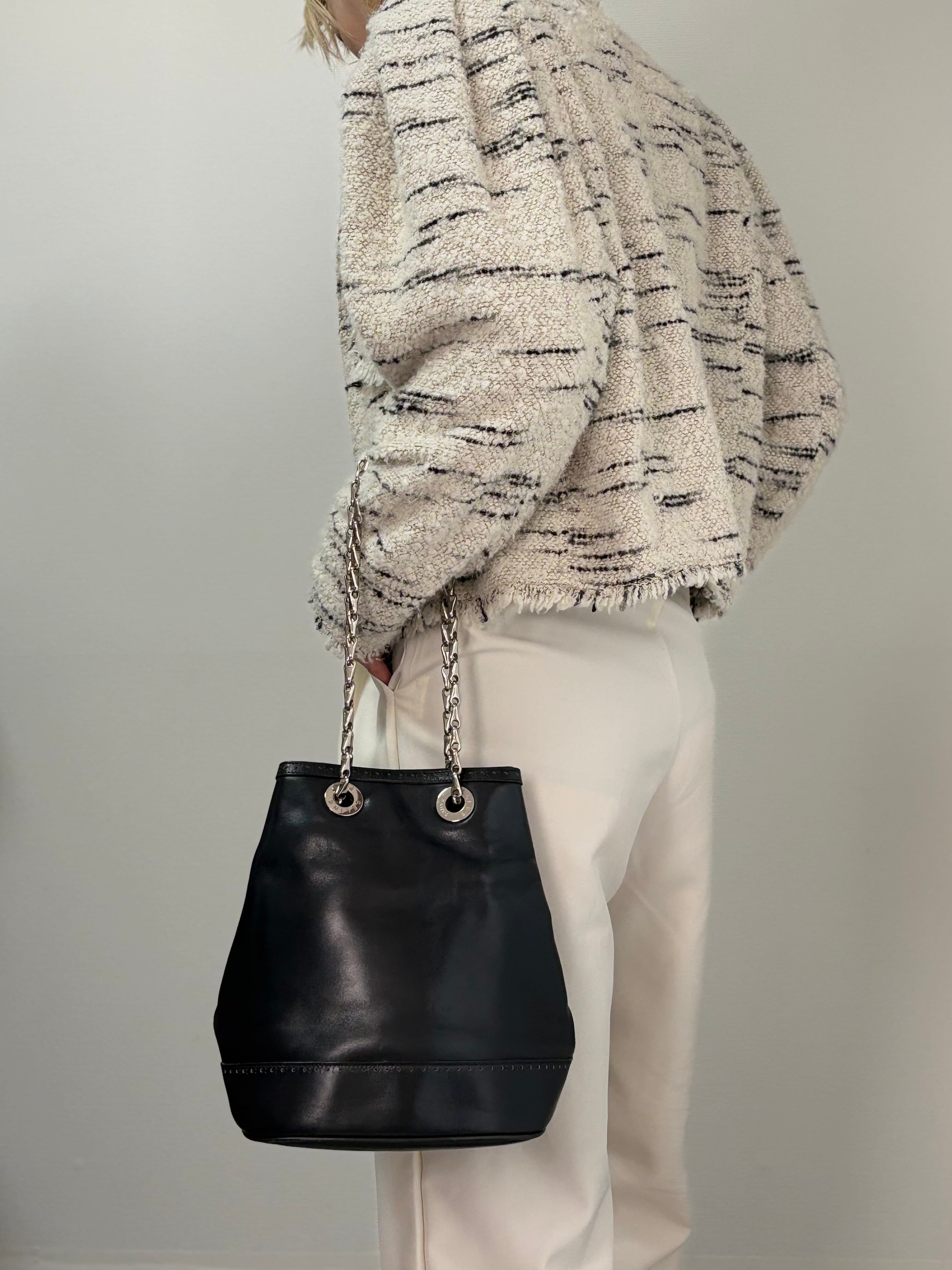 CELINE セリーヌ ショルダーバッグ ブラック ロゴ レザー チェーン