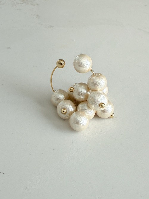 感動イヤーカフ/ 溢れる(コットンパール）