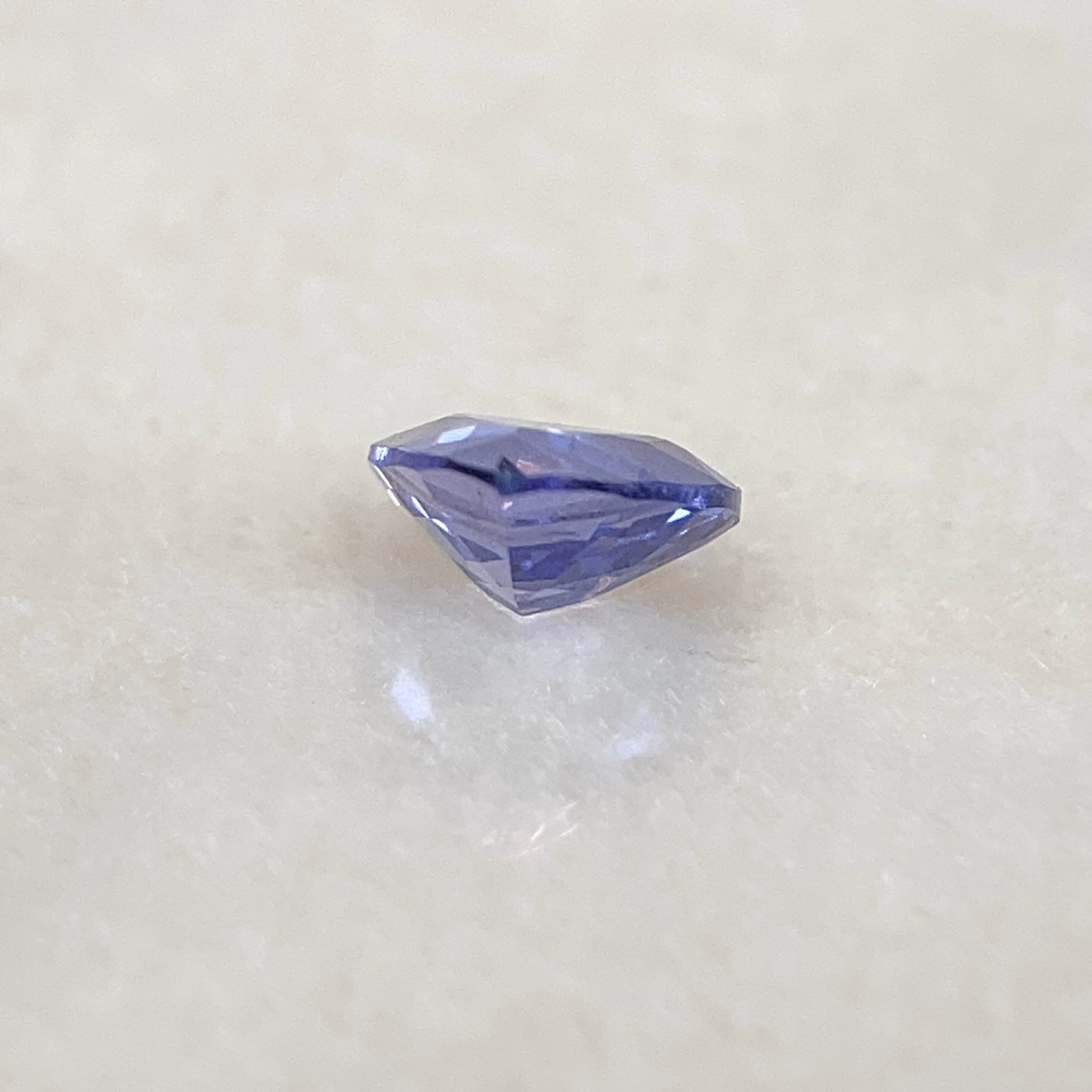 サファイア 0.331ct 青紫色 簡易ソーティング付き No.198 | 天然石と