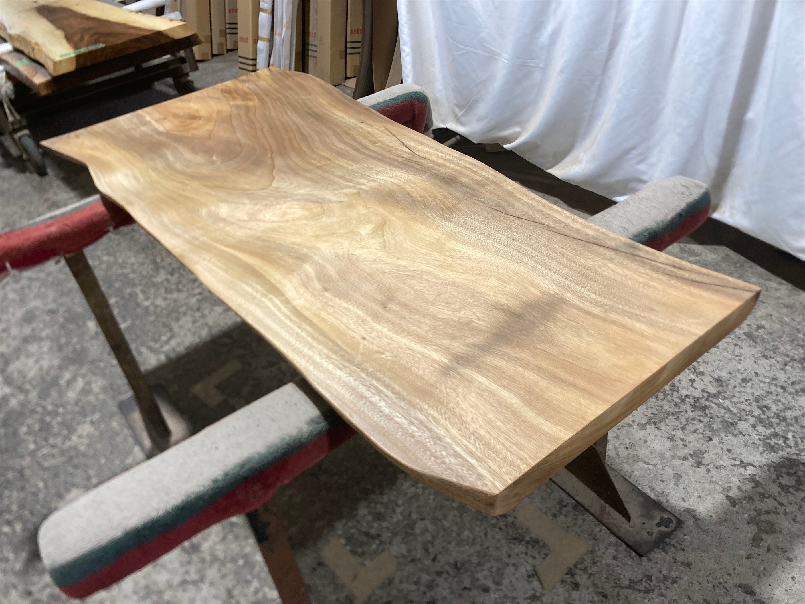 クス9236 楠 一枚板無垢材 1460x450‐600x46mm ダイニングテーブル ロー