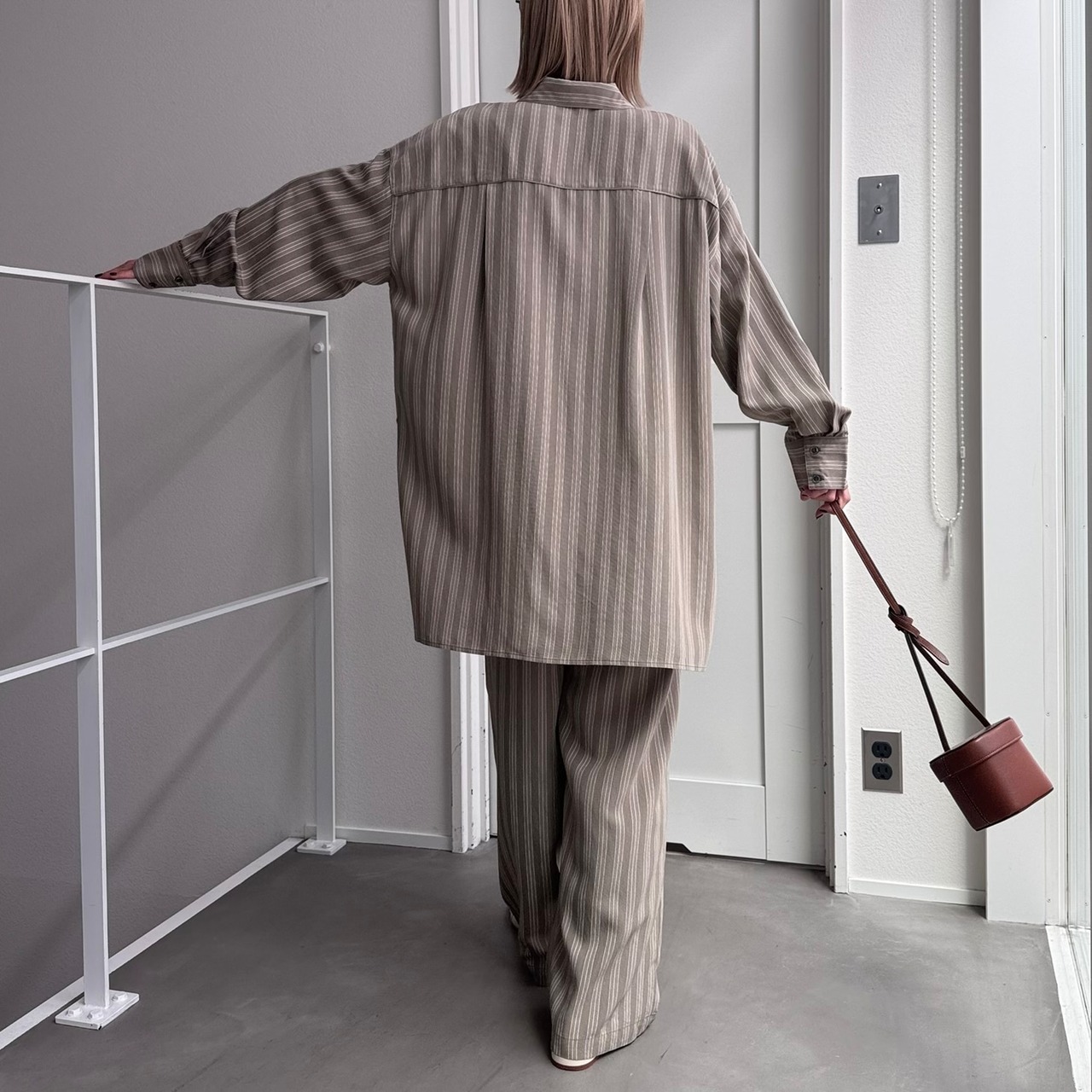 デザインストライプオーバーSH/ベージュ