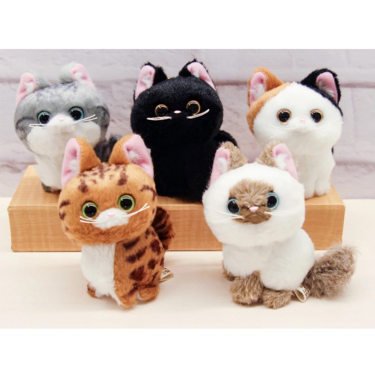 ぬいぐるみ】送料無料 こにゃんころん ネコのボールチェーンマスコット 