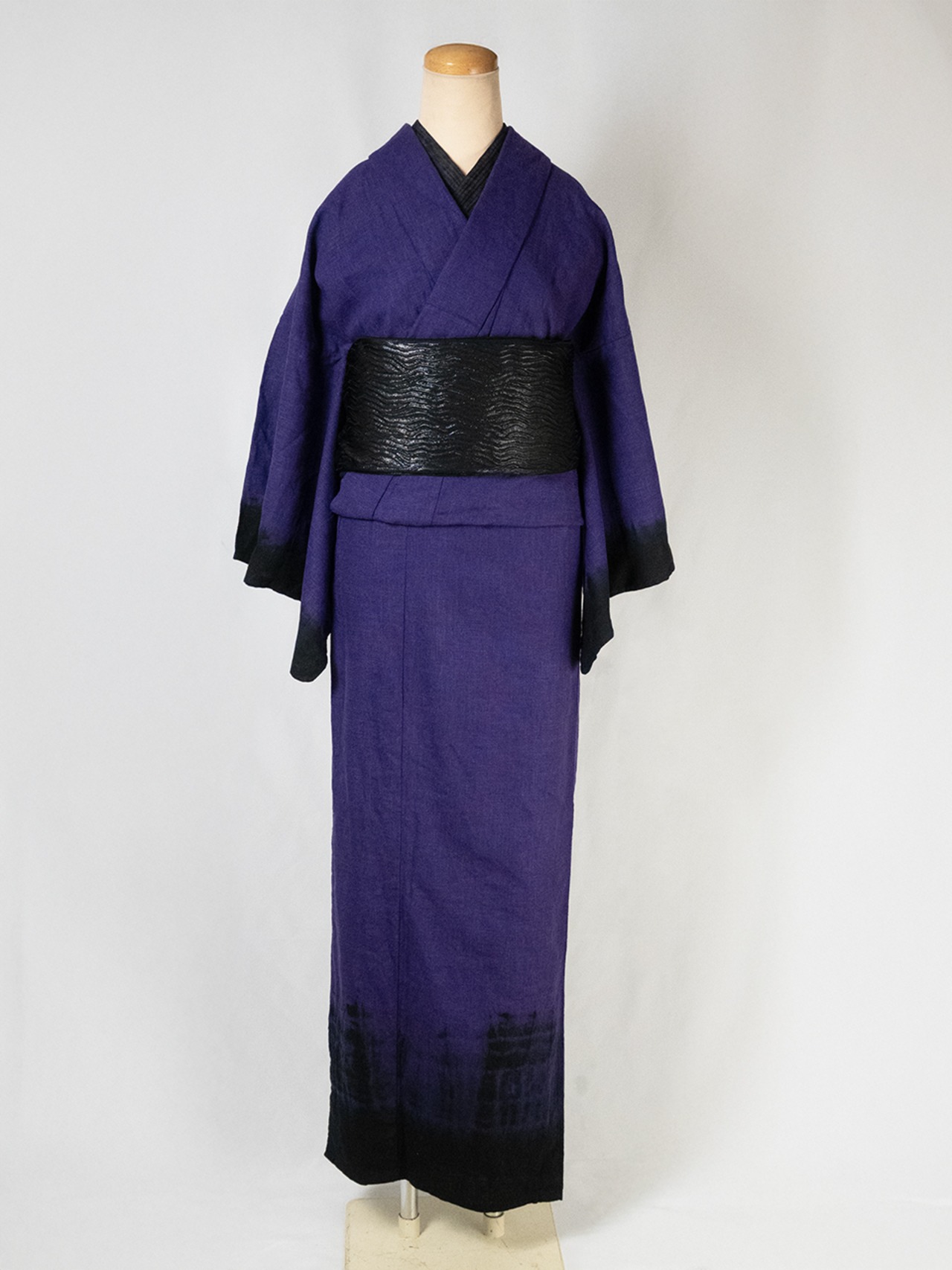 【レディース】仕立て上がり 絞り染め麻着物 黒紫　[B1269]