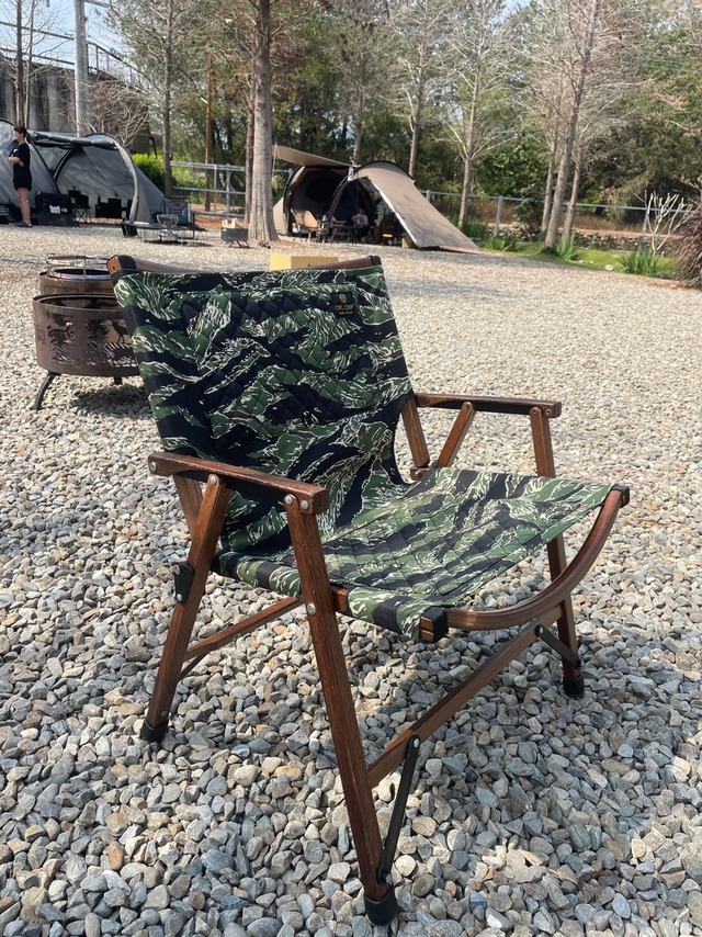 【WOL-WT】 Wide Version Juhe Chair Oak Walnut　- Tigerstripe -
