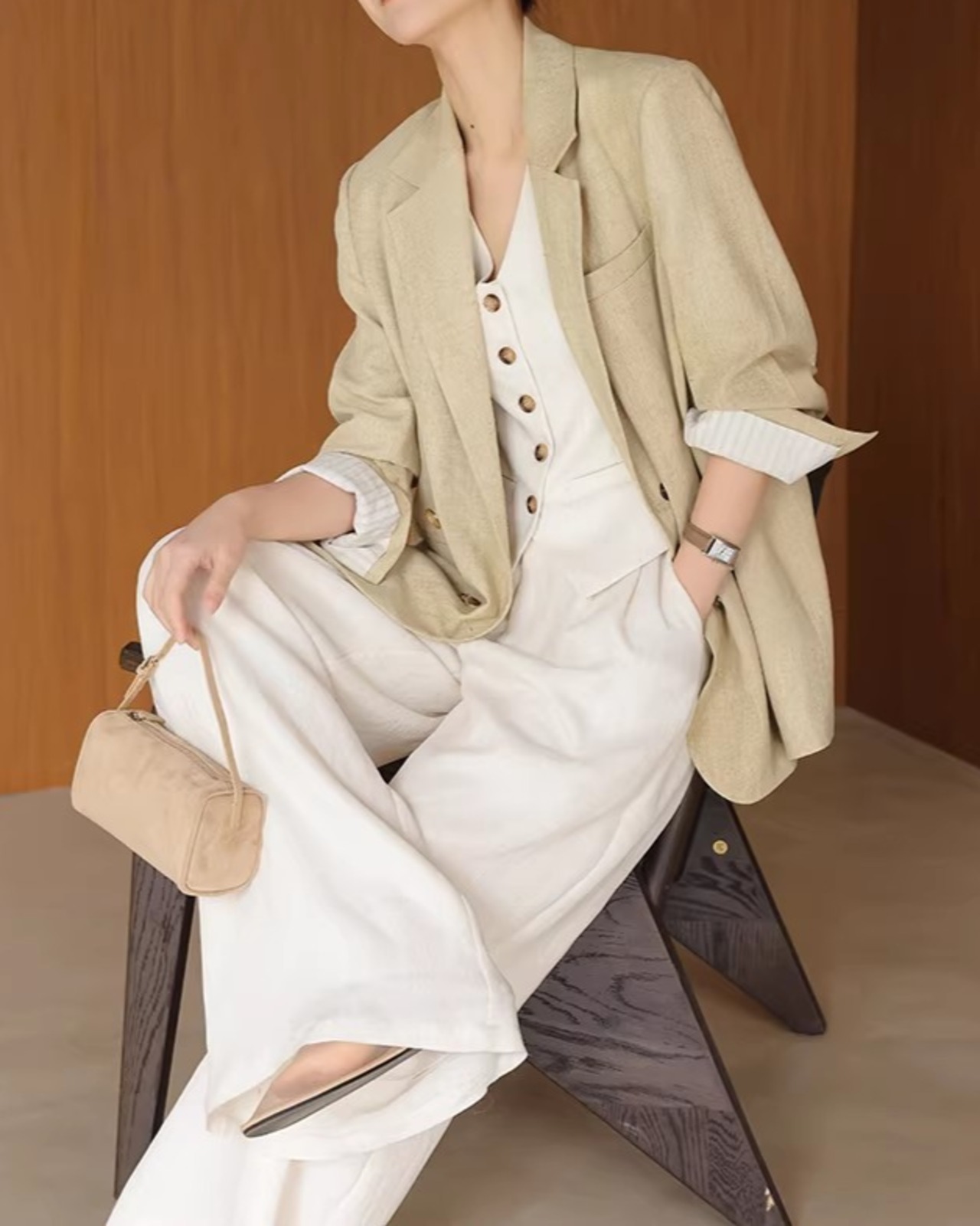 Button Front Hip-Length Loose Jacket    L0008