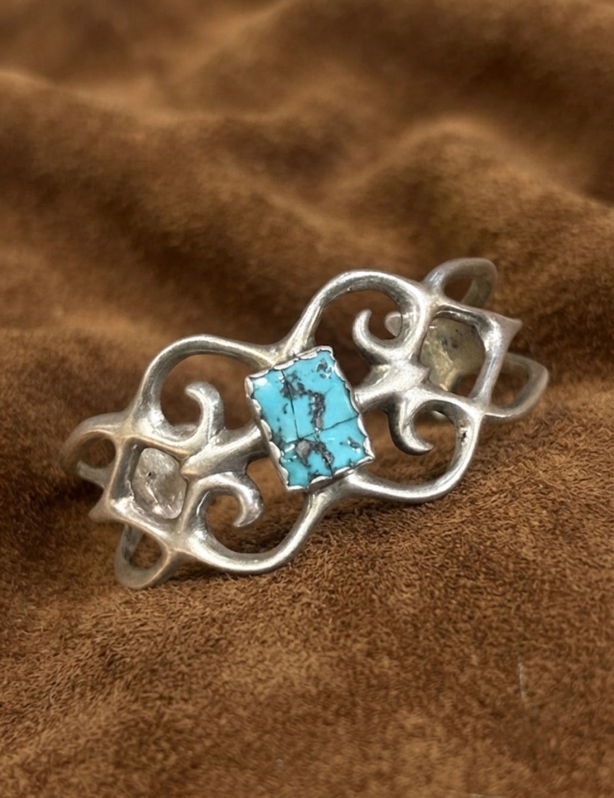 Navajo ナバホ族 インディアンジュエリー ヴィンテージ バングル | RED