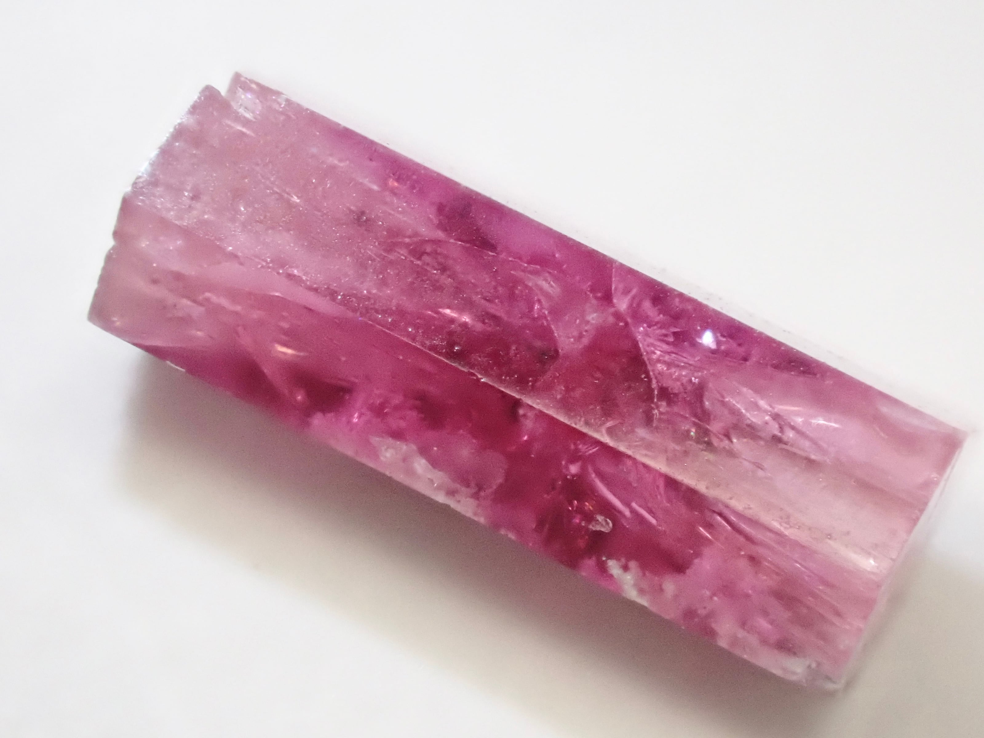 ダビデの星】スピネル双晶 尖晶石 モゴック産 原石 標本 鉱物No314