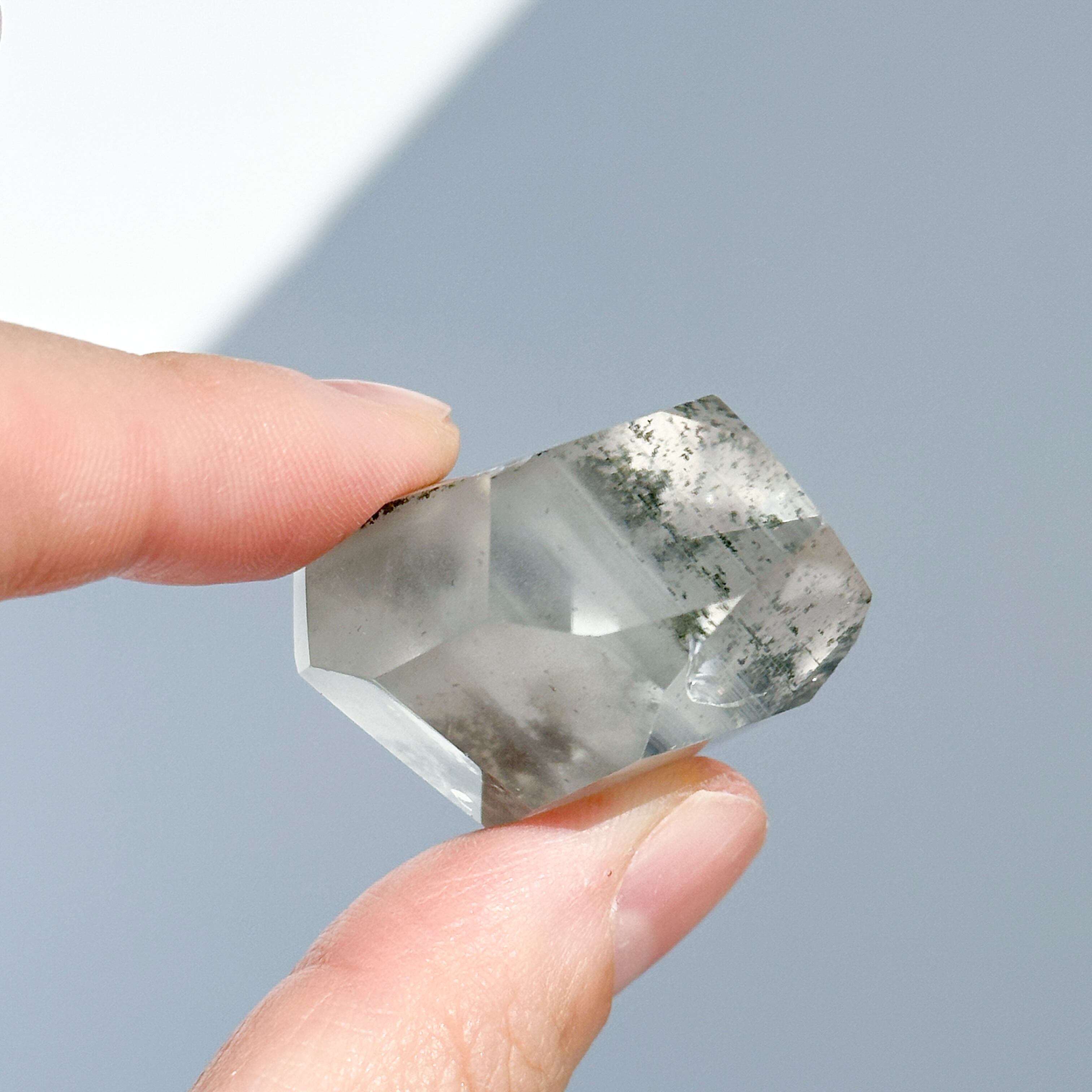 仕事.健康運 グリーンファントムクウォーツ パワーストーン 天然石 グリーンファントムクォーツ｜天然石・パワーストーン通販