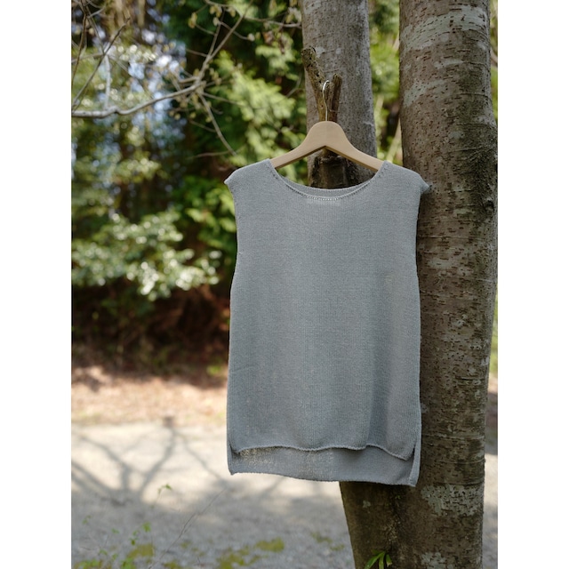 evam eva ｜water linen sleeveless (white, black）