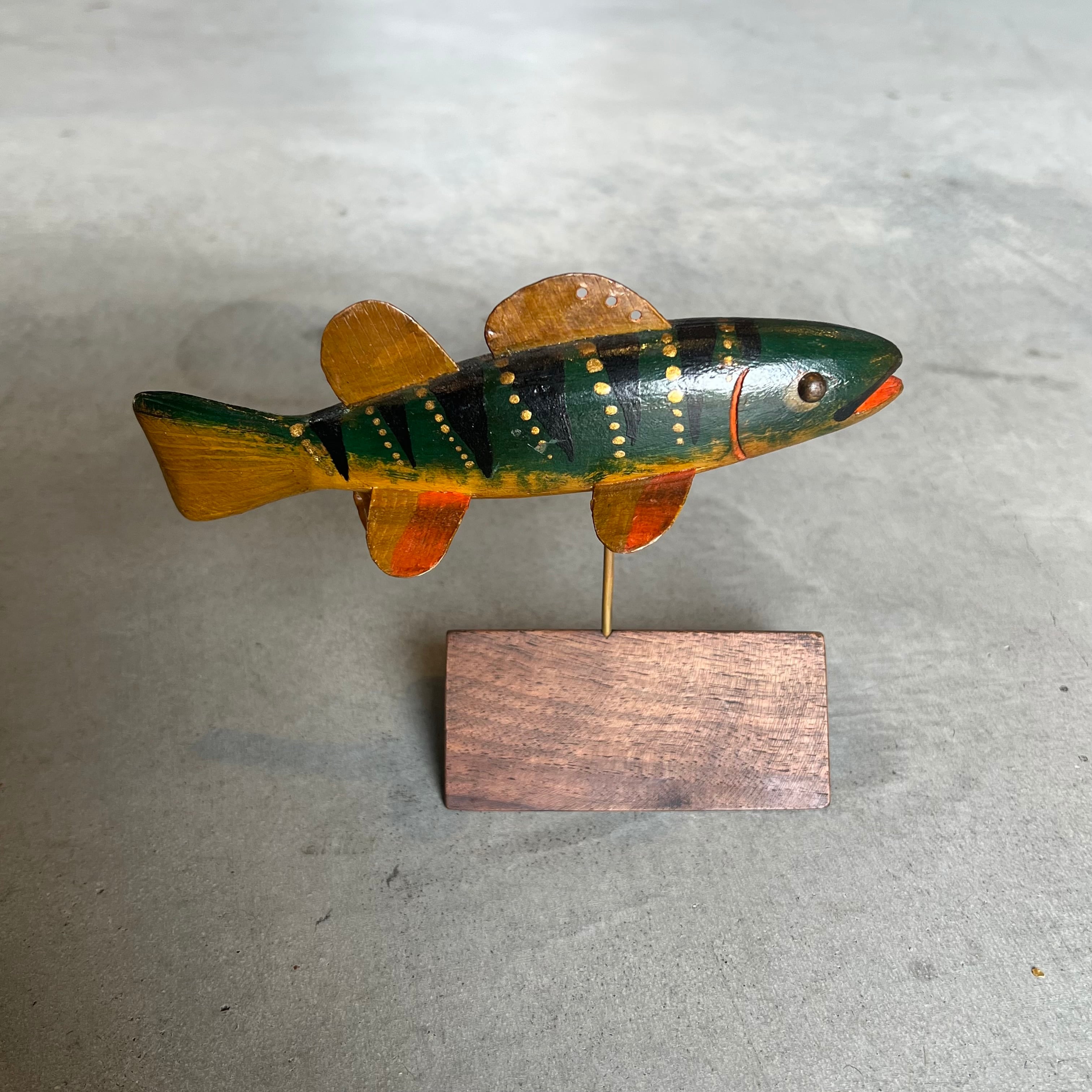 FOLK ART FISH OBJECT | BUFF STOCK YARD