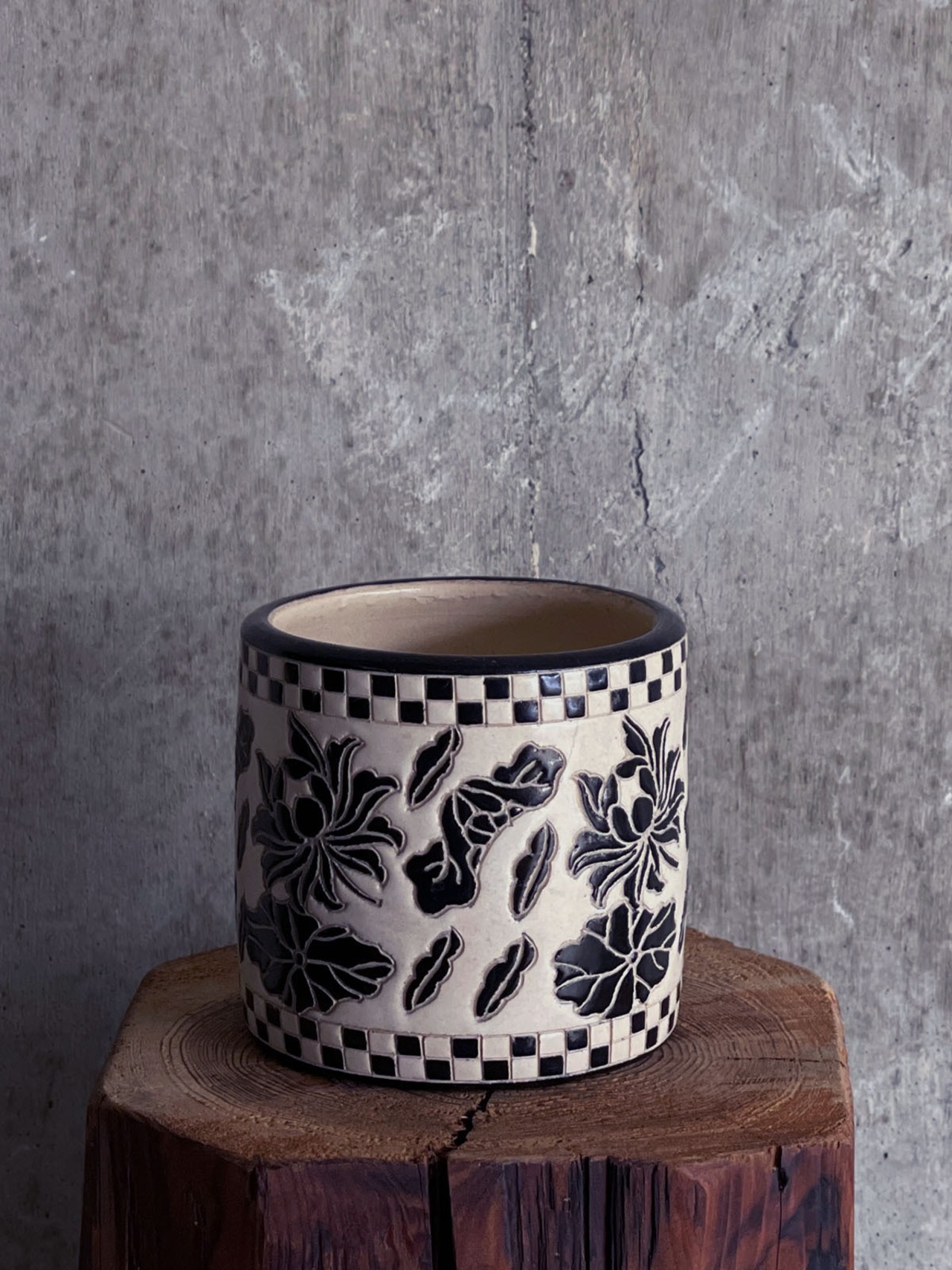 Bien Hoa／Flower vase