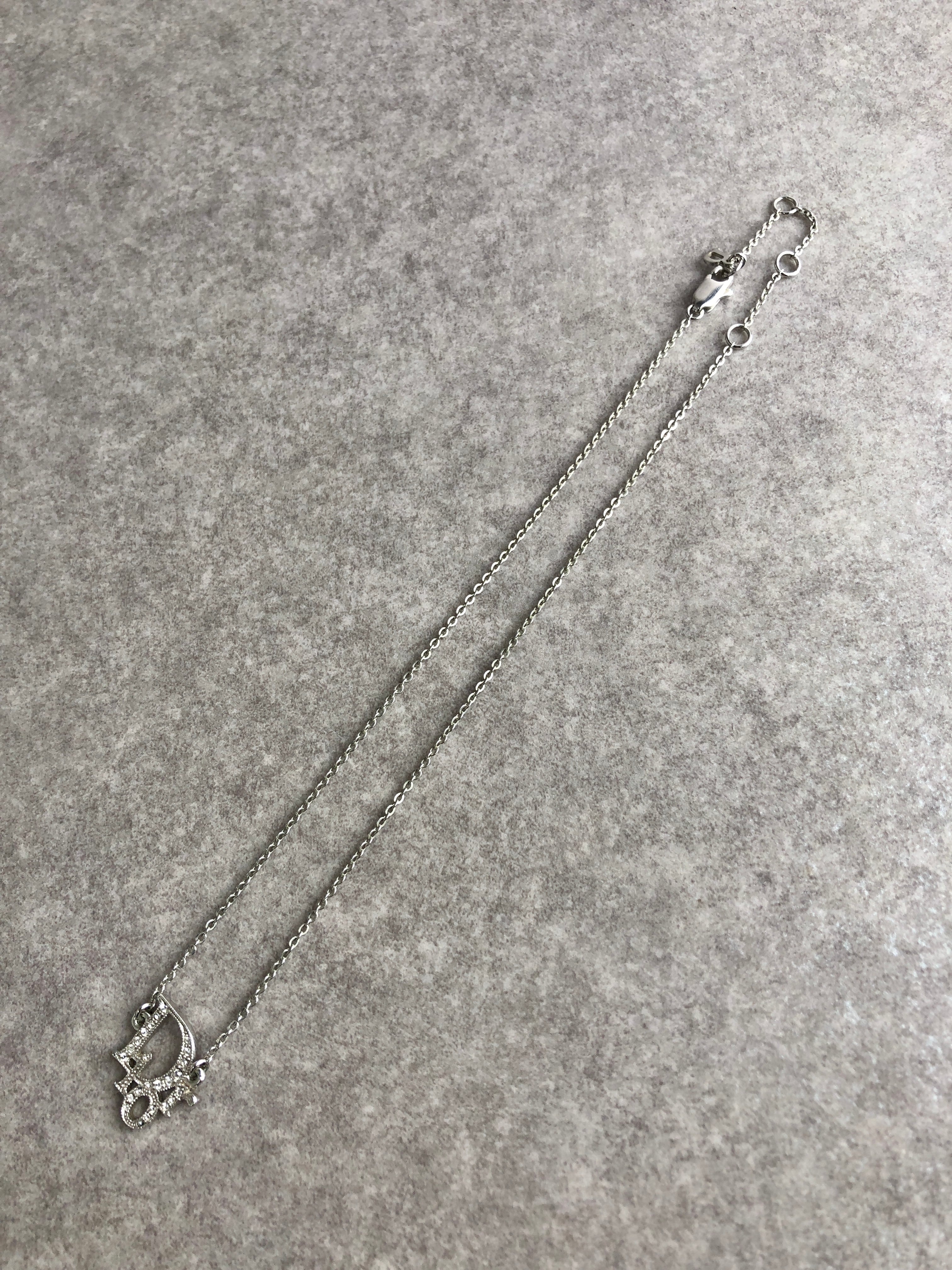 Christian Dior クリスチャン ディオール ネックレス シルバー DIOR