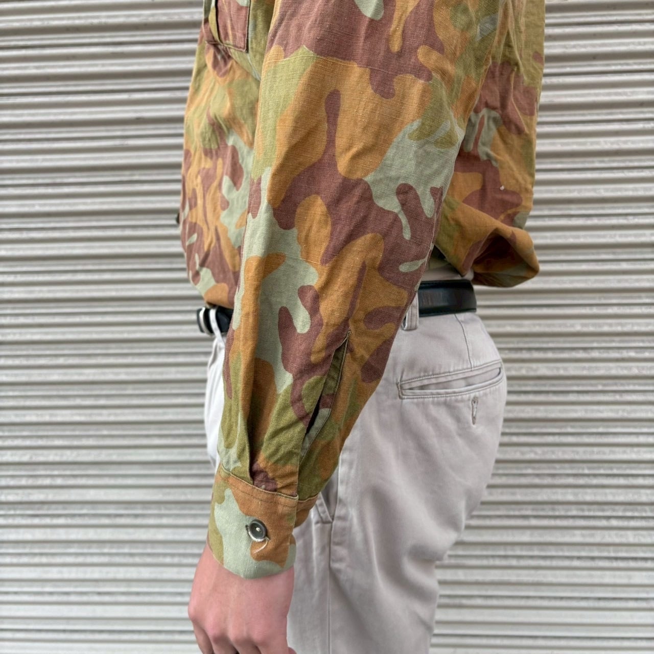 希少 ルーマニア軍 実物 90s リーフカモ 迷彩 フラージュ M-90 シャツ