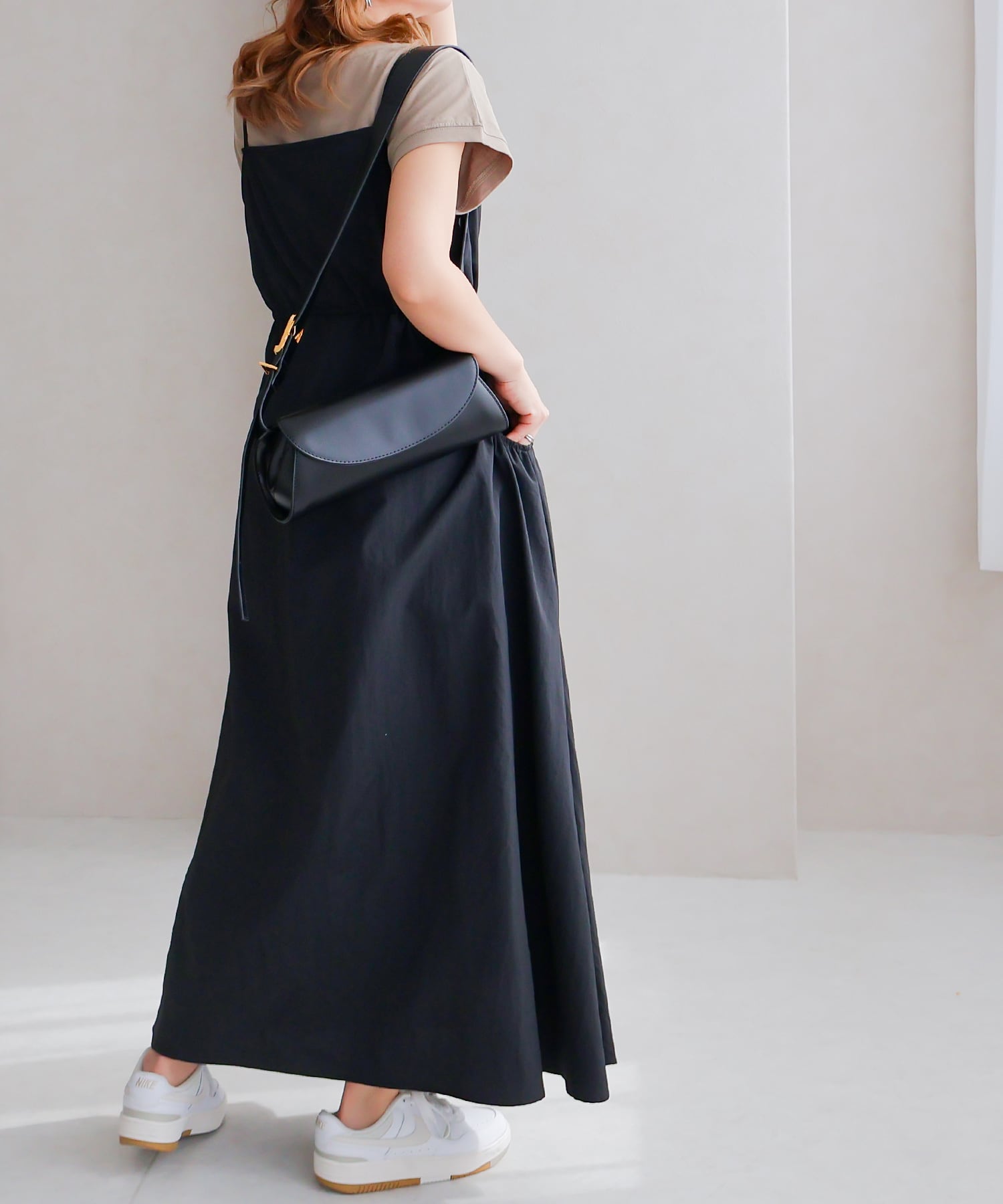 ポケットギャザーキャミワンピース | SocialGIRL（ソーシャルガール公式）