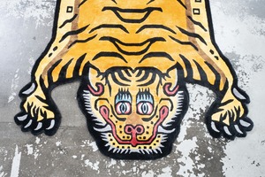 Tibetan Tiger Rug 《Lサイズ•シルク・オリジナル3・シグネチャーイエロー080》チベタンタイガーラグ