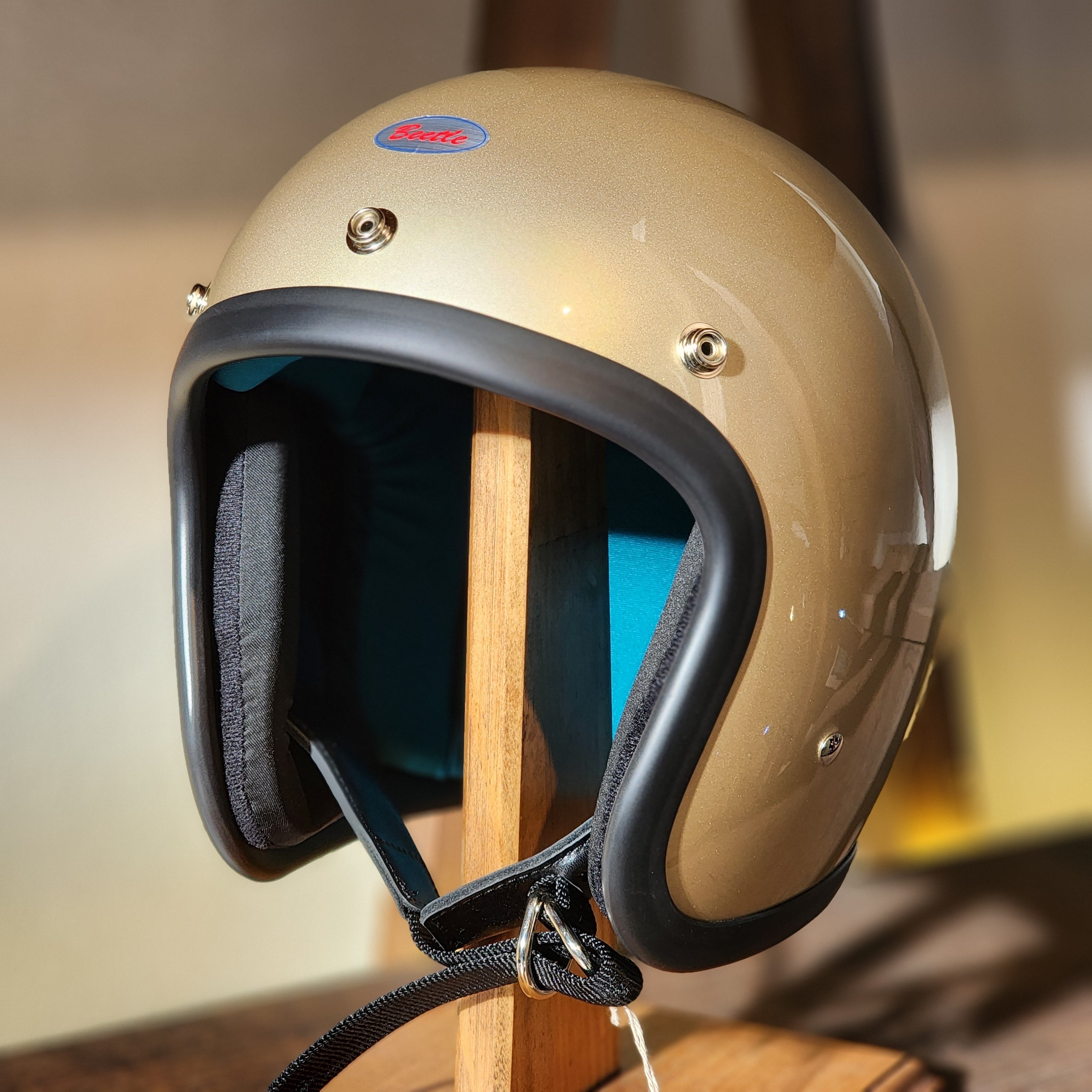 OCEAN BEETLE L.A.C-2 S.Gold＆S.Gray オーシャンビートル ヘルメット