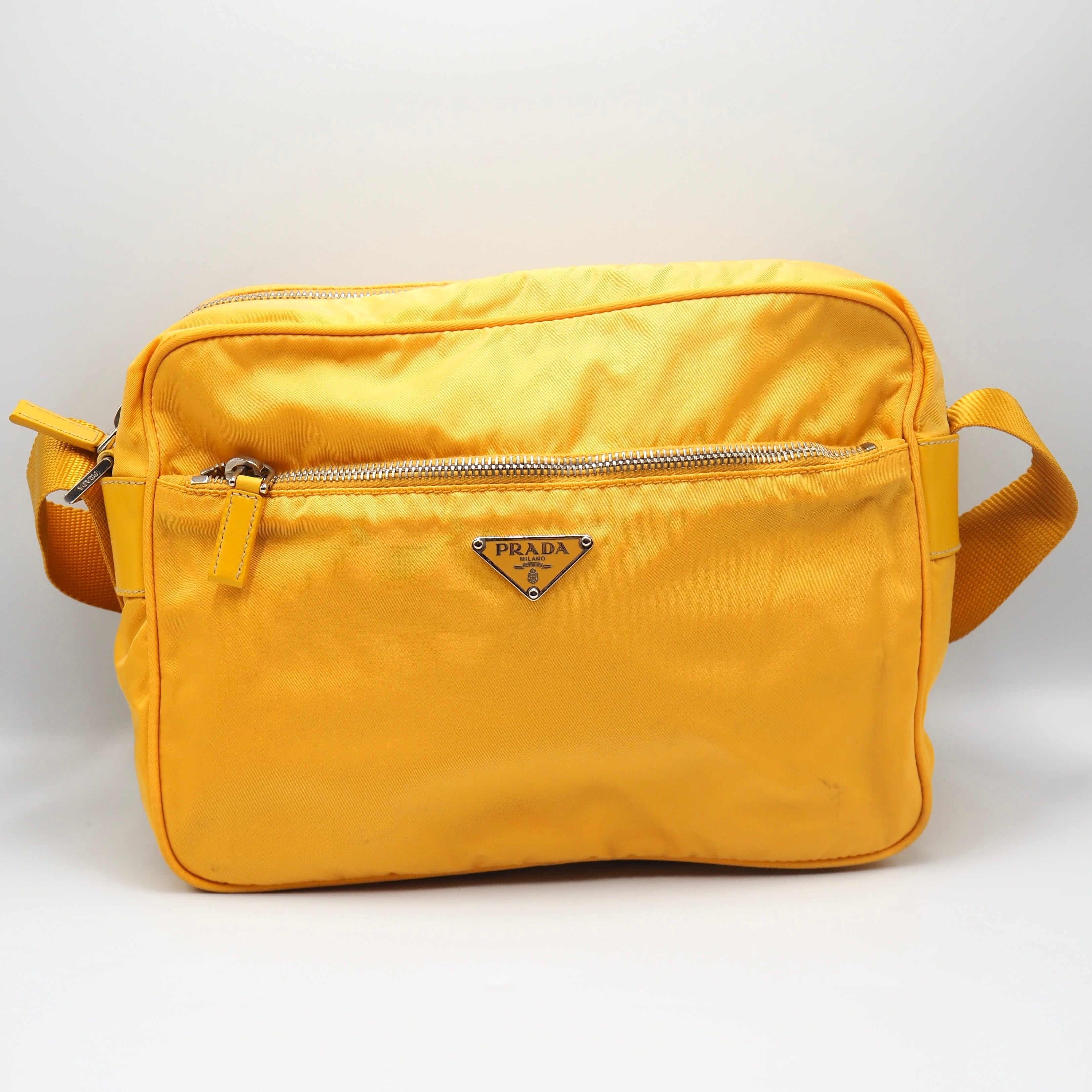 PRADA 三角ロゴプレート ショルダーバッグ ナイロン イエロー プラダ 付属品付き