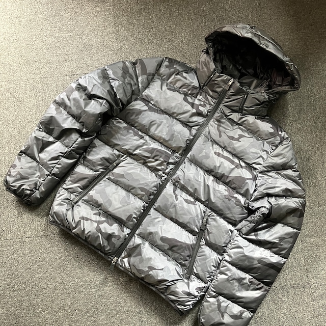 HERNO CAMOUFLAGE DOWN JACKET《50》