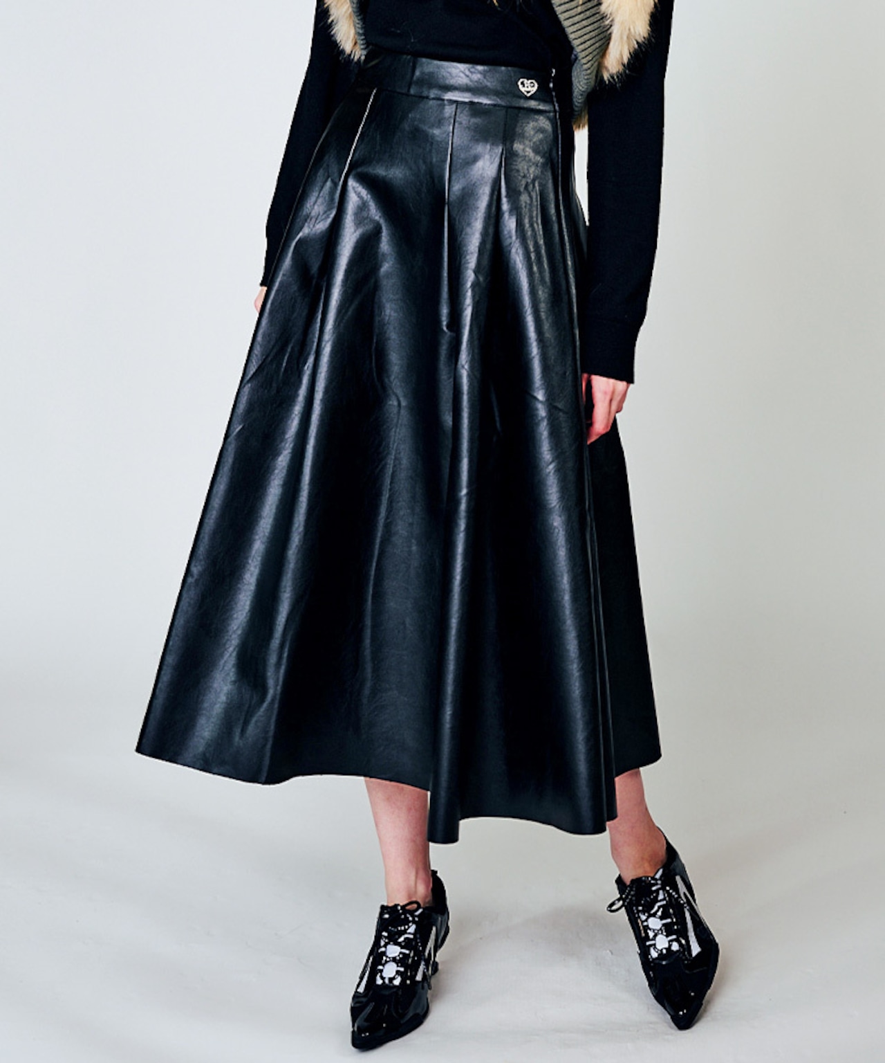 【直営限定ITEM】エコレザーフレアスカート (BLACK) CQ-47133H